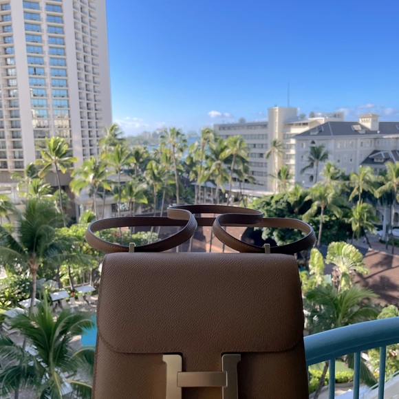 Constance 18 Sesame Epsom - Picture 4 of 4